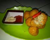 Foto langkah ke 6 dari resep Bitterballen kentang ayam isi keju.