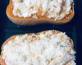 Foto del paso 2 de la receta: Zapallo al horno relleno con arroz bco y queso cremoso