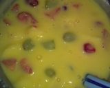 A picture of step 4 of Fruit custard with jelly dessert.