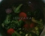Foto langkah ke 3 dari resep Sop bakso brokoli.