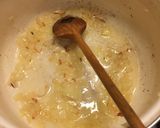 Tejszínes gomba krémleves recept fázis 2 fotója