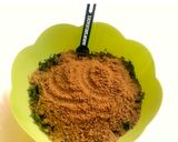 A picture of step 2 of Sorrel leaves mix.