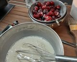 Une image de l'étape 4 de Clafoutis aux cerises et au Kirsch.