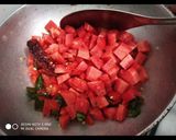 A picture of step 2 of Carrot upkari/upkeri.