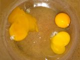 Мафіни великодні закусочні з ковбасою, шампіньйонами і овочами