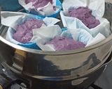 Foto langkah ke 9 dari resep Bolu Ubi Ungu Kukus.
