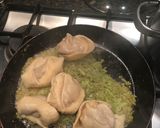 Foto del paso 8 de la receta: Rabiolones de Auyama con nueces y amaretto en salsa de tomates verdes