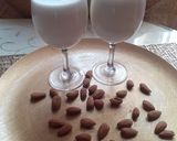 A picture of step 5 of Moroccan Almond Milkshake.