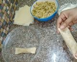 A picture of step 5 of Spaghetti wraps.
