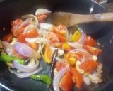 A picture of step 3 of Kadhai Apple Mushroom.