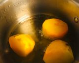 A picture of step 1 of Chicken dum biryani.