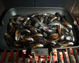 Foto del paso 2 de la receta: Mejillones a la plancha