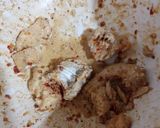 A picture of step 2 of Sweet and sour crunchy honey fried chicken.