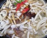 Gambar langkah 2 resipi Shimieji Goreng Bijan.