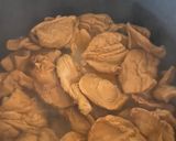 A picture of step 1 of Bamboo Shoot Soup with Chicken Feet and Pork Hock.