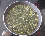 Foto del paso 3 de la receta: Tortilla de acelga y queso