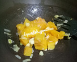 Foto langkah ke 3 dari resep Pumpkin Cream Soup AKA Sup Cream Labu Kuning.
