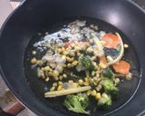 รูปขั้นตอนการทำที่ 7 ของ เส้นเล็กผัดไข่ (อาหารเด็ก/ไม่ปรุงรส)