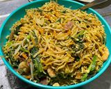 Foto langkah ke 7 dari resep Mie Goreng (Versi Non Halal).