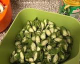 Foto langkah ke 1 dari resep Tumis Baby Okra + Jamur.