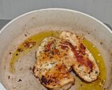 Foto langkah ke 6 dari resep 205. Pan Seared Chicken Breast.