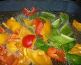 A picture of step 5 of Sweet and Sour Bell Peppers with Pork.