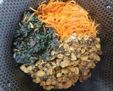 عکس مرحله 1 از دستور ساندویچ مرغ و اسفناج 🌸