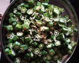 ભીંડા નું શાક(bhinda nu saak recipe in Gujarati) રેસીપી સ્ટેપ1ફોટો