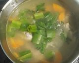 Foto langkah ke 5 dari resep Sop Ayam Kampung.
