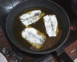 Foto del paso 1 de la receta: Sardinas fritas con papas cocidas y tomate