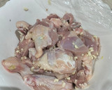Foto del paso 1 de la receta: Arroz meloso de pollo al ajillo