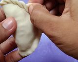 Foto langkah ke 8 dari resep Pastel Tanpa Telur Dan Tanpa Margarin.