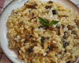صورة لخطوة 7 من وصفة ريزوتتو بالفطر Risotta ai funghi