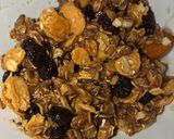 Foto del paso 2 de la receta: Manzanas asada al horno con granola, miel y licor de café😋