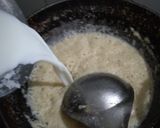 A picture of step 6 of Royal rava sheera.
