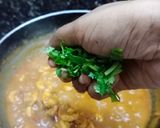 A picture of step 10 of South Indian spicy prawn gravy.