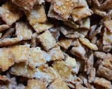 पाकाचे कडक शंकरपाळे (Pakache Kadak Shankarpale Recipe In Marathi) रेसिपी स्टेप 7 फोटो 