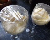 Foto del paso 2 de la receta: Copas de mousse de vainilla