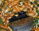 Gambar langkah 4 resipi Lontong goreng.