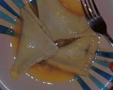A picture of step 4 of Avocado Samosas.