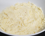 Foto del paso 3 de la receta: Atún cítrico con puré de patata y chirivía