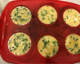 Foto del paso 3 de la receta: Soufflés de huevos y queso 🥚 🧀