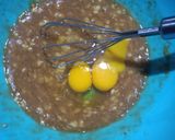 Foto langkah ke 2 dari resep Choco Banana Muffin - Muffin Coklat Pisang.