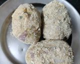 A picture of step 4 of Cheese vegetable lollipop.