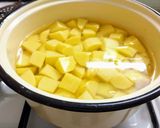 Régimódi krumplispogácsa recept fázis 1 fotója