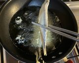 Foto langkah ke 3 dari resep Ikan Shisamo Goreng Tepung.