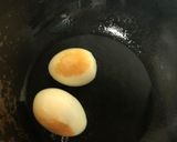 A picture of step 2 of Keema Anda Korma.