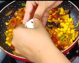 A picture of step 6 of Egg shakshuka.