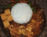 A picture of step 9 of Beef Steak with Mushroom Sauce.