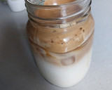 Foto langkah ke 6 dari resep Dalgona coffee.
